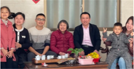 暖暖祝福｜云顶集团·3118acm工会走亲访友，向员工家属拜年啦！